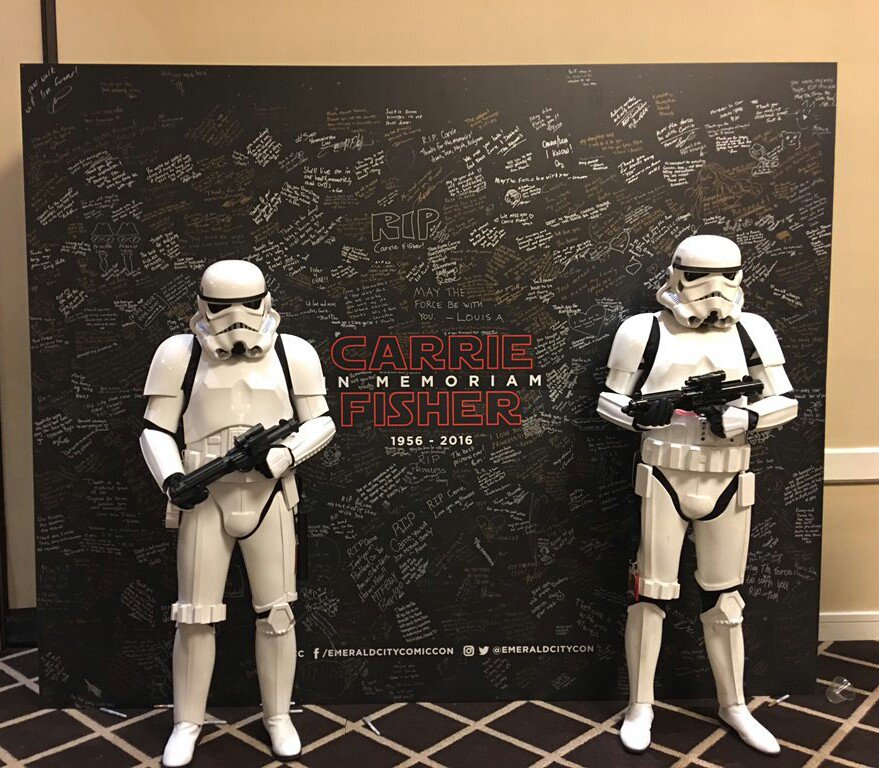 501stLegion's tweet image. #501st troopers standing guard at the #CarrieFisher memorial at @emeraldcitycon this past weekend! 
Photo courtesy of @TheWookieeRoars