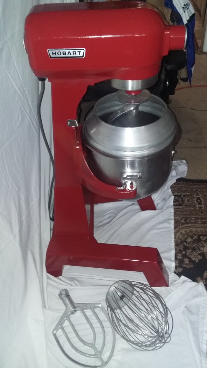 EBOLACIN's tweet image. Hobart A200FT Stand Mixer for sale like new Custom Paint and Accessories call 405 312 3762 if interested