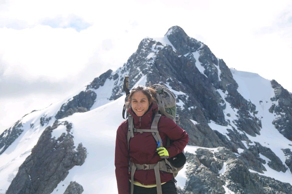 PoetsAndQuants's tweet photo. Check out this (very comprehensive) Q&A w/ Natalia Solano Gutierrez, MBA ’17, from @CornellMBA #WhyJohnson https://t.co/kudVx9s8Sx https://t.co/XFF0RPnTwg