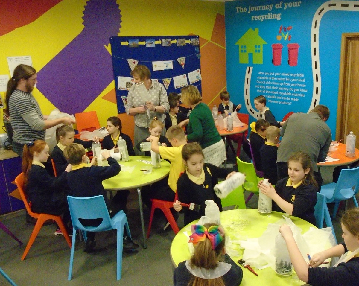 MerseyRDC's tweet photo. Well done #EcoCouncil &amp; #SchoolCouncil @CroxtethPrimary  #reusing #plastic bottles to make lanterns and learning about #recycling too.♻️♻️ https://t.co/Qd5WHGsjHC