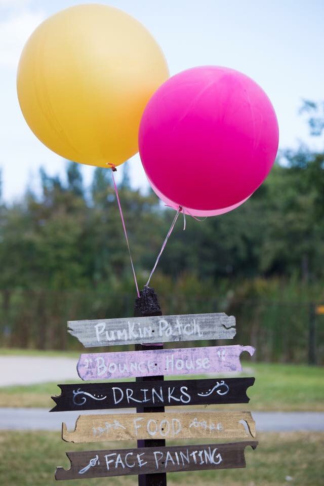 kamya_10's tweet photo. Just a few more pics from the fall themed party #elegantevents https://t.co/T2ErsJMWft