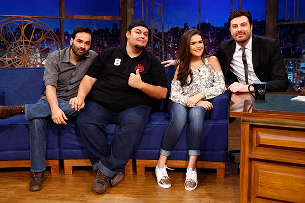 E ainda teremos a @maisasilva, @RogerioMorgado e @AleMcHaddo, num papo bem animado! 😉 Hoje, no #TheNoite!