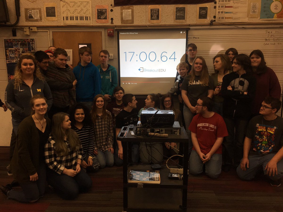 VCLMusic's tweet photo. Symphonic band blew that challenge away! .@breakoutEDU .@reneerudloff #vandyjayhawks #vandystrong #teamJXN https://t.co/GZT9ECXKZd