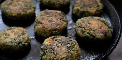 B_B_N_Official's tweet photo. @commun_it Indian Green Kabaab Patty Burger https://t.co/9rkdBmU6iZ https://t.co/dEeoriybTb