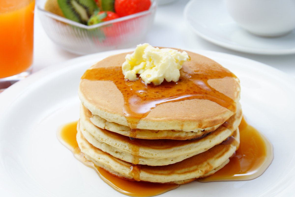 SweetCookingNet's tweet image. Happy #NationalPancakeDay ! Celebrate with a classic pancake or with other regional variations at recipe end: sweetcooking.net/pancake/