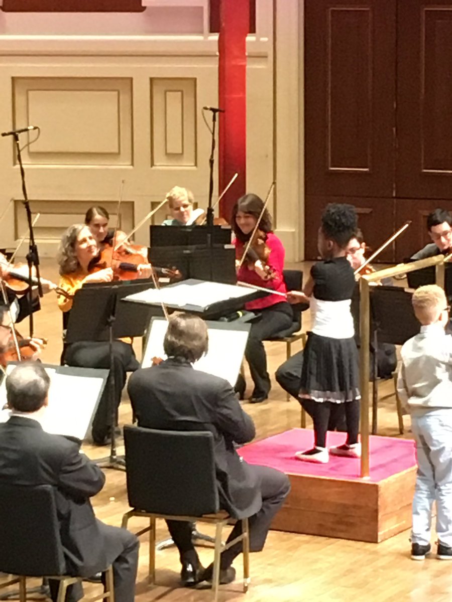 pps_arts's tweet photo. Watch out @pghsymphony conductors, @PPSnews 2nd Graders are the next maestros. https://t.co/mExODxIjgk