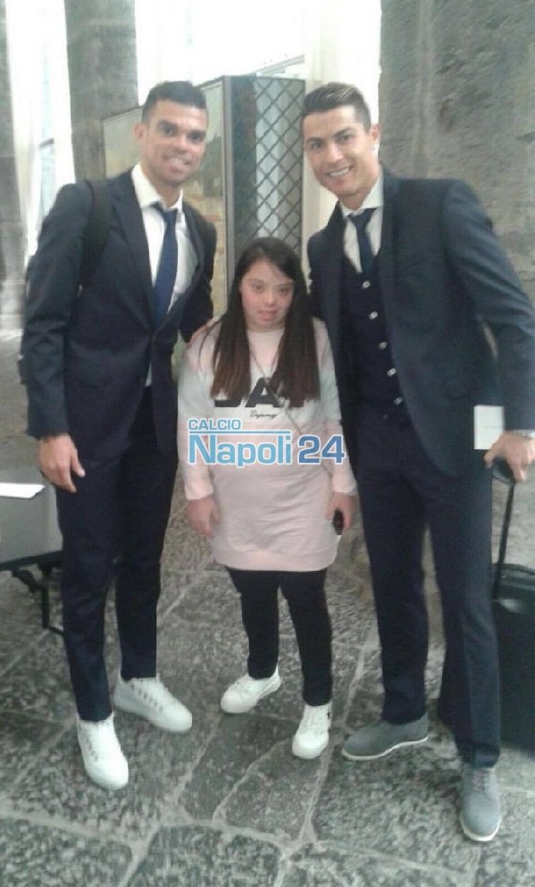 Réal Madrid: Cristiano Ronaldo pose un très beau geste envers une jeune fille handicapée (Photo)