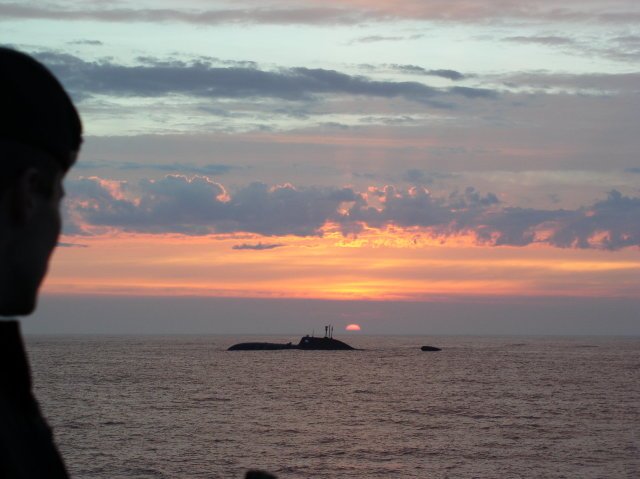 C6VDQfGXEAA3ET6.jpg:large