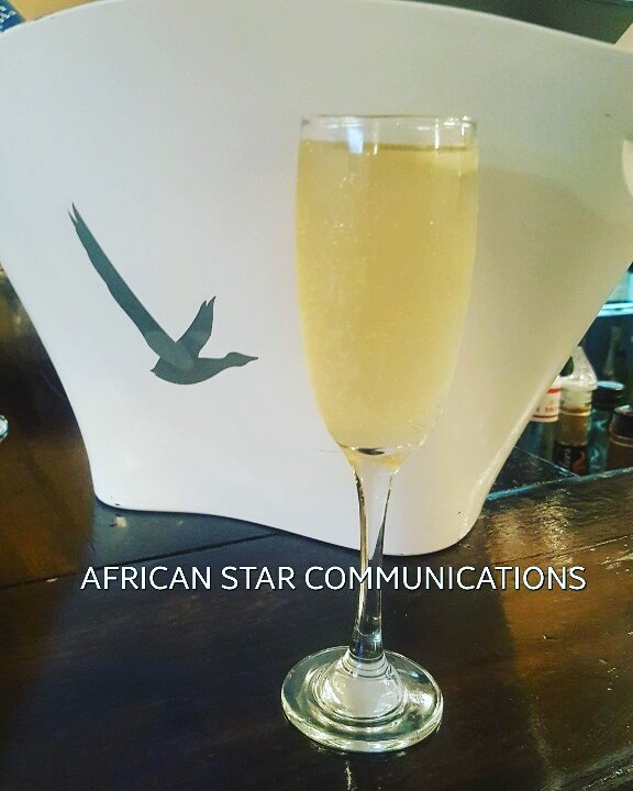 AfricanStar08's tweet photo. The @greygoose signature cocktail of the evening - 'The Grand Le fizz'

#BubblyLaunch #BubblySA https://t.co/FlZvzQOZv5