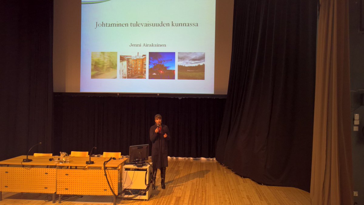 Jenni Airaksinen Kuntajohtaminen muutoksessa... nyt on tietoa jaossa! Petäjävedellä!