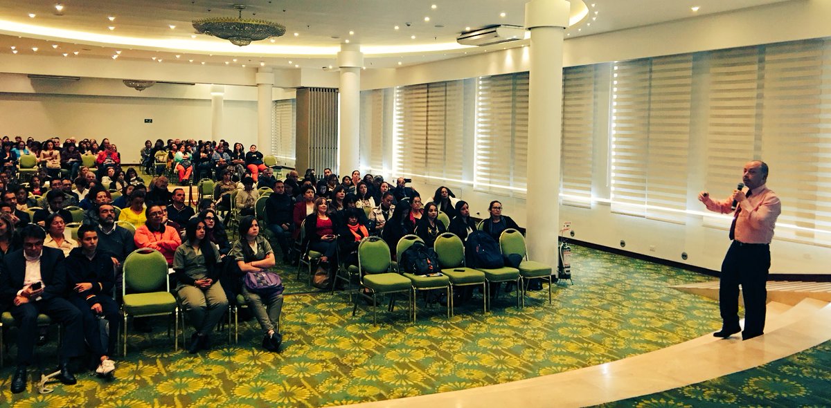 emberestefenn's tweet photo. Siempre ! derechos de niños, niñas y adolescentes, hoy @ivangarciaok @Educacionbogota PIBES Planes integrales de Bienestar Estudiantil https://t.co/gaV5HIzgOd