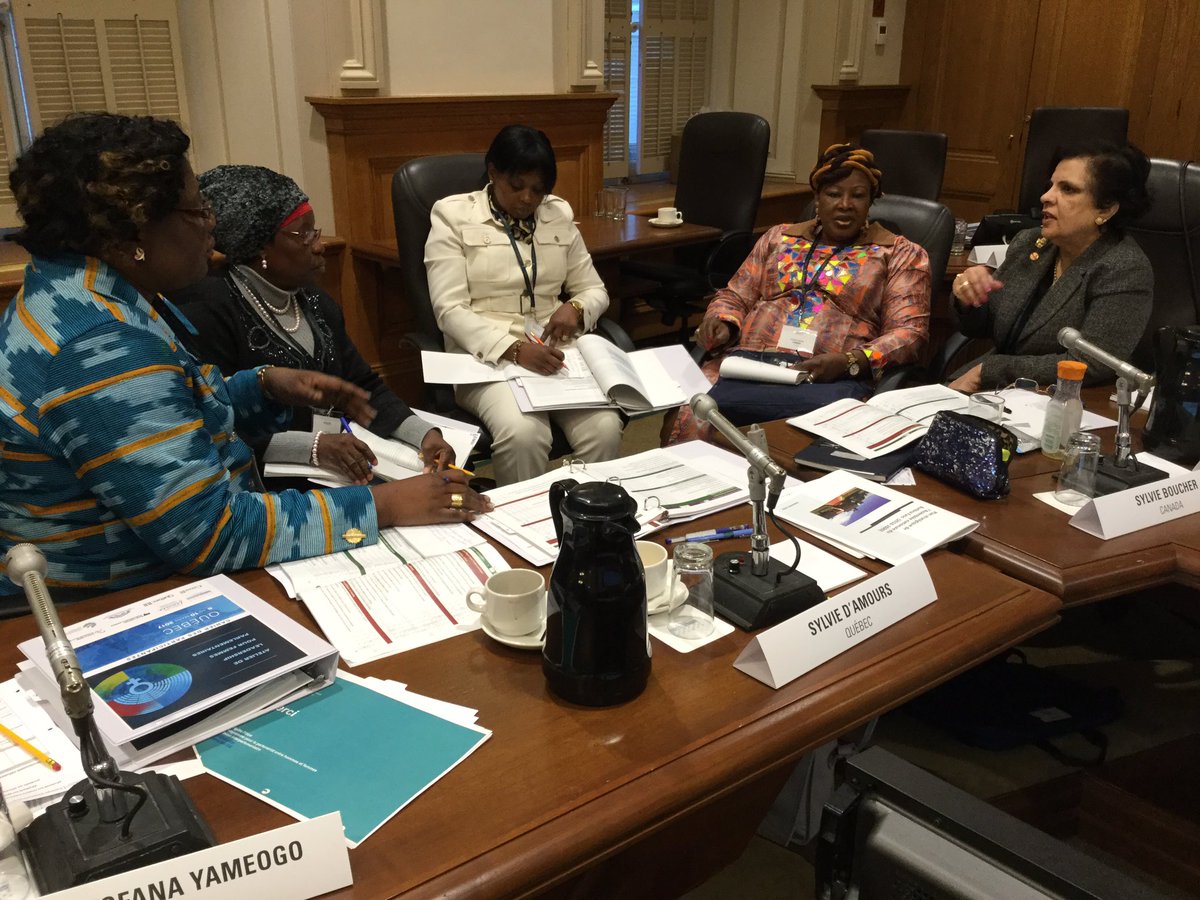 SenJaffer's tweet photo. A Quebec pour l'atelier de leadership pour femmes parlementaires #SenCA https://t.co/S0Jd14RSsY