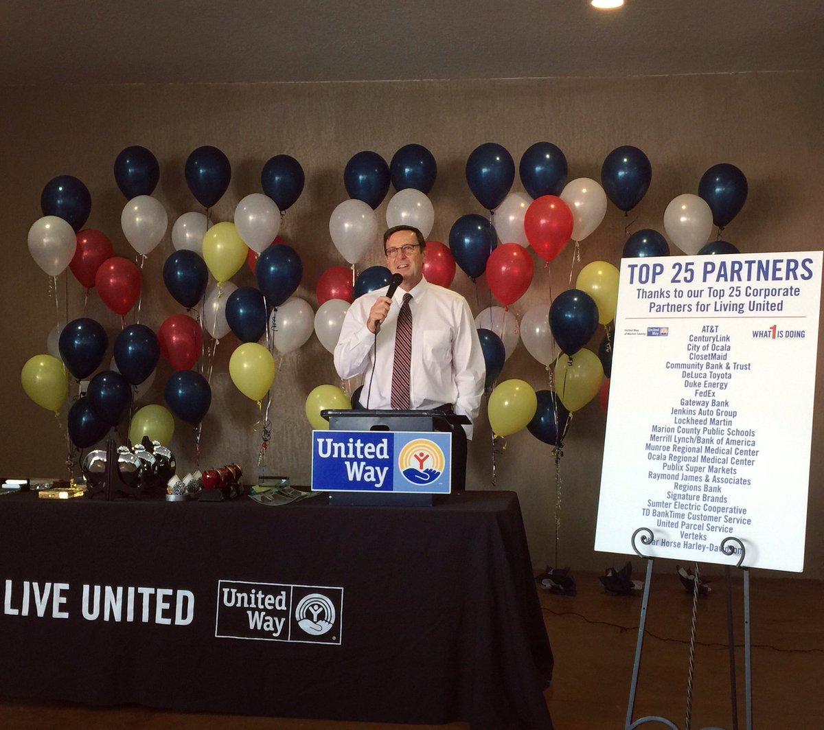 CityofOcalaFL's tweet photo. Celebrating another wonderful @UWMarionCounty campaign with this year's Volunteer Campaign Chair and City Manager John Zobler. #what1isdoing https://t.co/dBjv89znQa