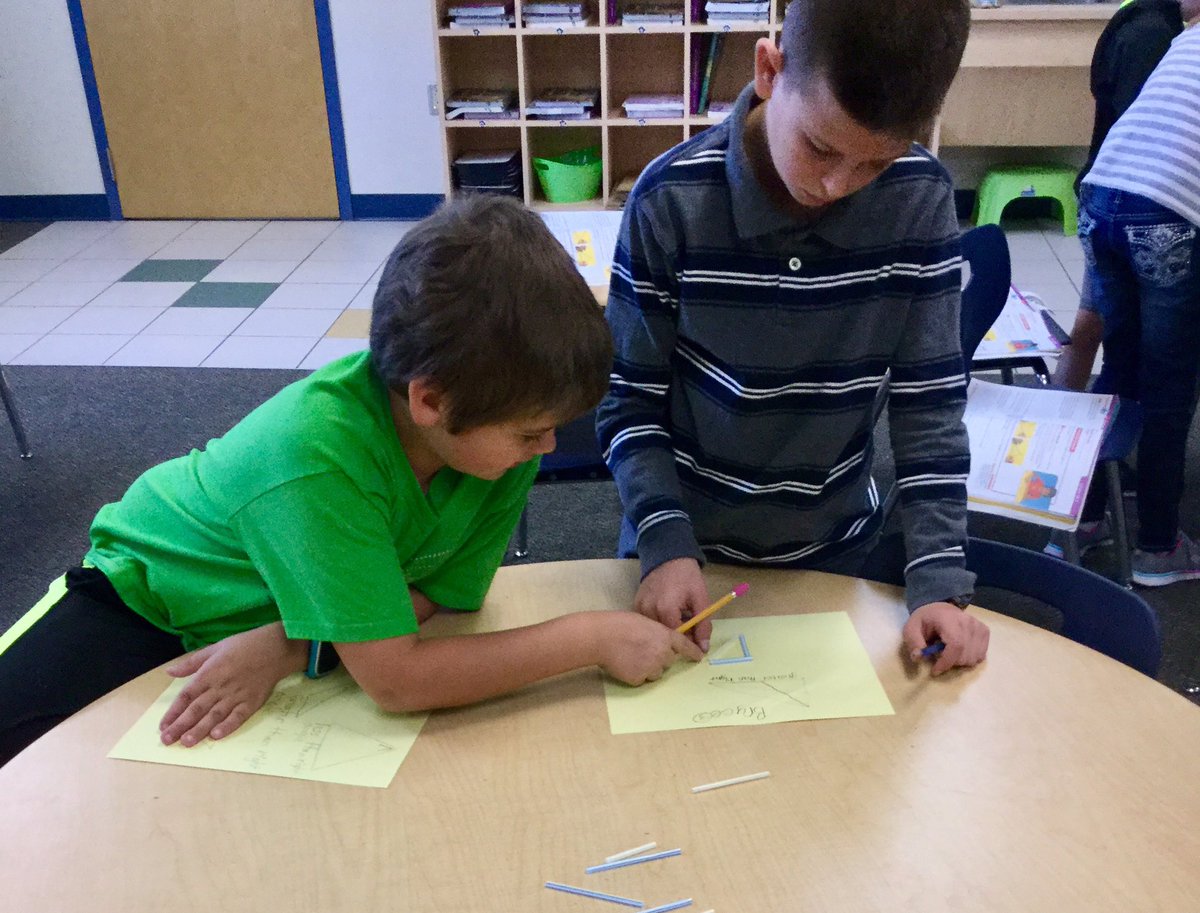 hille_erica's tweet photo. Some hands on learning about different triangles today using straws. #crepups @CRE_Ridgebacks @CitrusSchools https://t.co/Qdu9aDTzj2