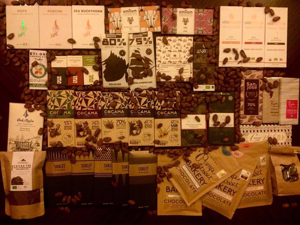 CacaoHunter's tweet photo. Gifts &amp;Treasure! #Chocoa2017 #Sustainability #Cacao #Cocoa #Chocolate #FineChocolate #BeanToBar #TreeToBar #Superfood #Healthy #Vegan #Miam https://t.co/HsNWQOcbbh