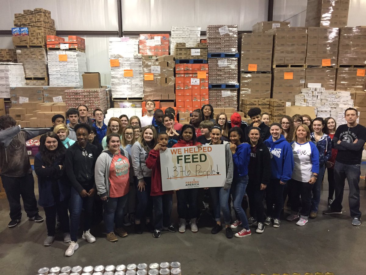 amwillian's tweet photo. At Feeding America:)
#jtamakeitcount
@JTA_Principal https://t.co/4R6roMACAy