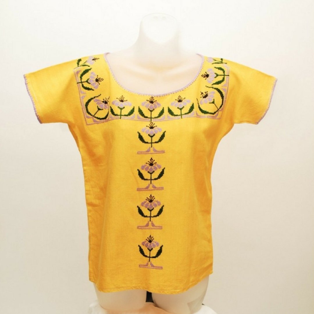alegreea's tweet photo. Hand Embroidered Huanengo #fashion #shopping #style #cute #artisan #handmade #alegreea #michoacan #nahuatzen https://t.co/1wrk0IXeHZ https://t.co/kAQ2JvQw5l