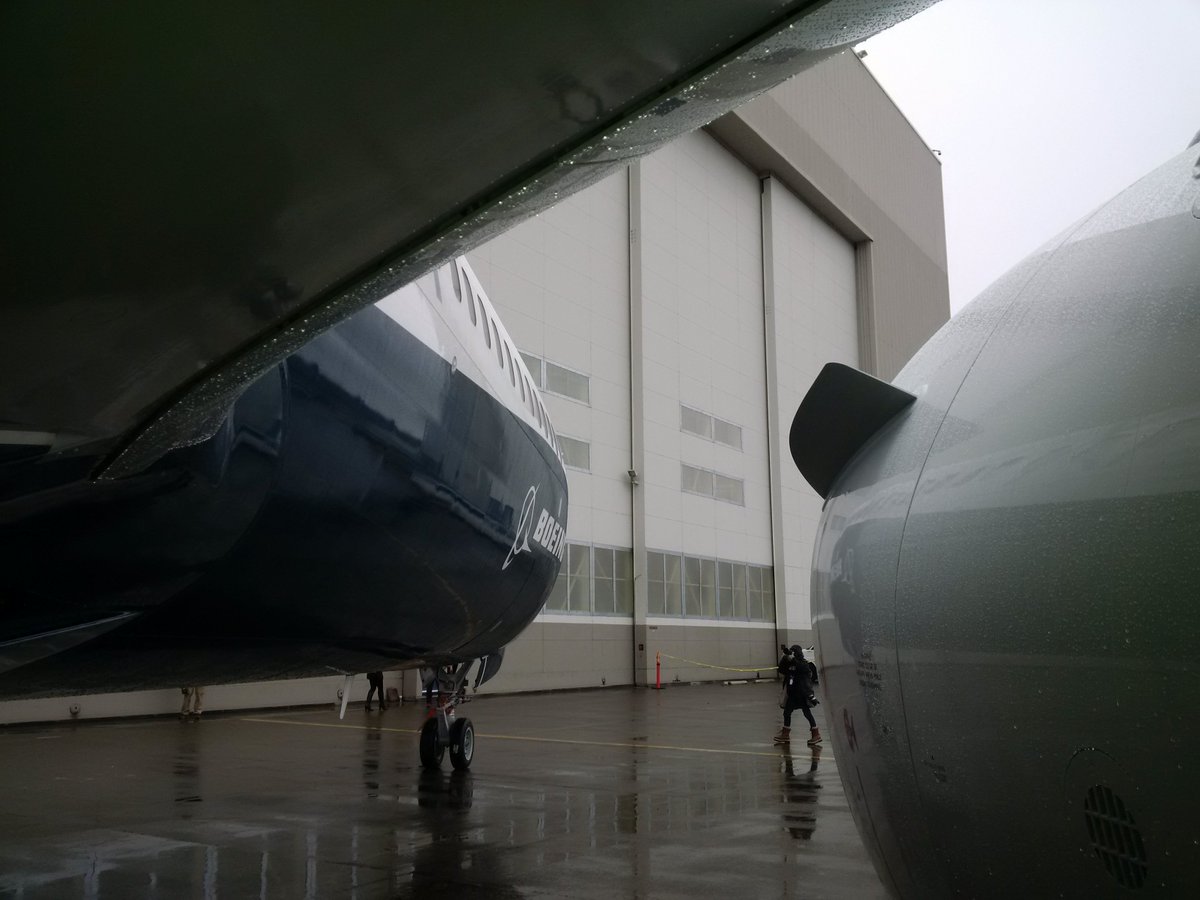 Rolling out the latest addition to the new MAX family - the MAX 9. #737MAX