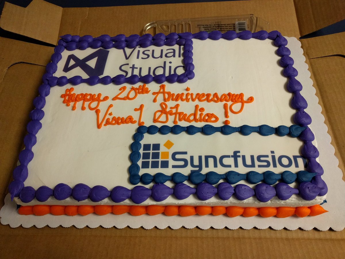 itsnull's tweet photo. #vs2017 launch viewing and... Cake!! Yum. Thanks @Syncfusion. Thanks @aisteam for hosting https://t.co/P1vZVGZfrt