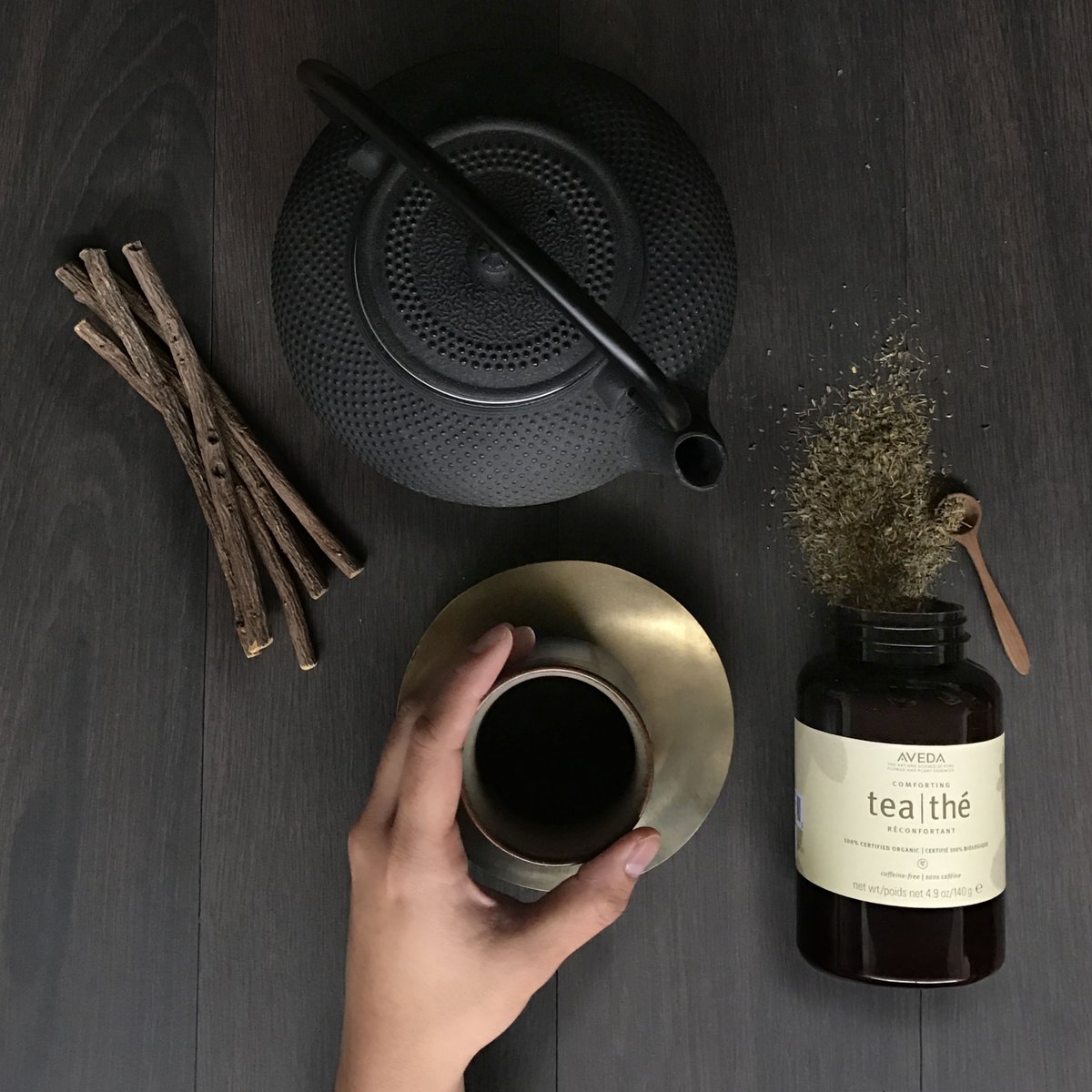 aveda's tweet photo. Do you need a moment of peace in your busy day? Enjoy a cup of #AvedaTea in a quiet spot. #Wellness https://t.co/wRGBMk8f5A