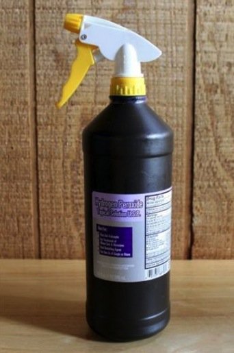 orangecleanct's tweet photo. Hydrogen peroxide is an environmentally safe, non-toxic cleaning solution, and costs very little to buy. https://t.co/nxg8Rs8Qkf #green https://t.co/ODwLLaLR94