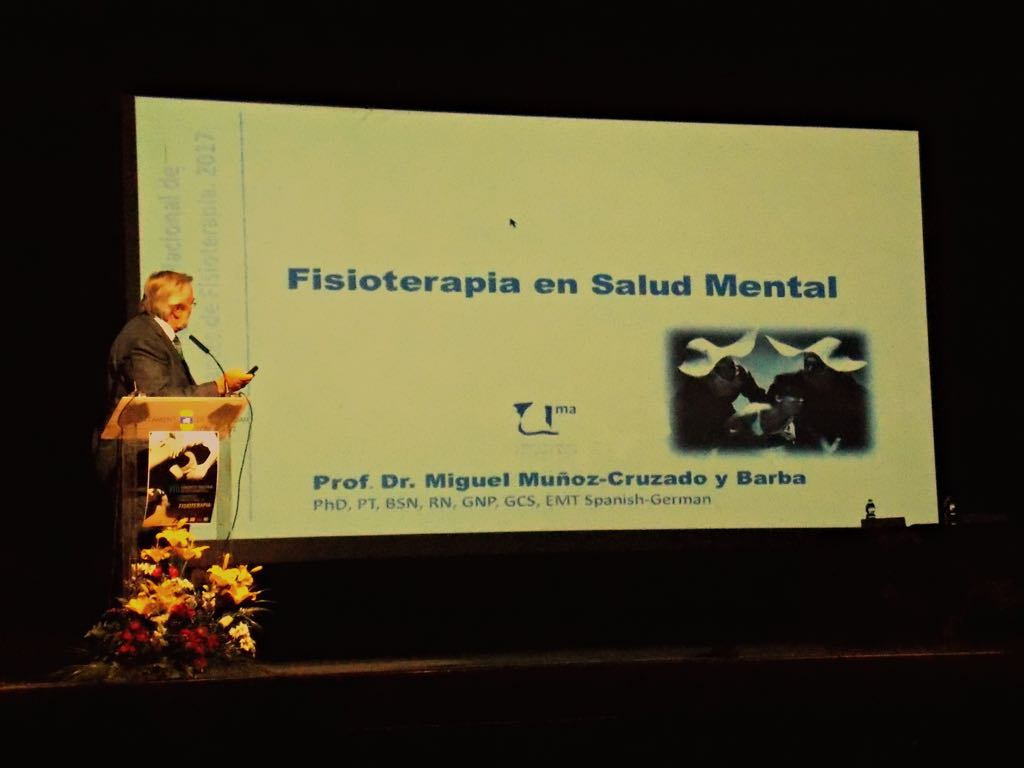 AEFSM_info's tweet photo. Excelente ponencia de @Mimucruba durante el VIII Congreso Nacional de Alumnos de Fisioterapia de la UMH #aefsm #ioptmh https://t.co/B2uLHdbIW4
