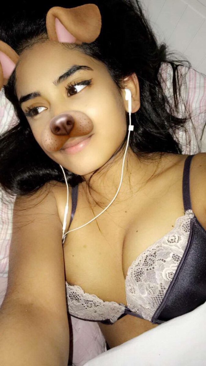 BestSnachat's tweet photo. 😻😻😻 #nude #snaphot #snapnude #Snapchat #sexy https://t.co/o4V4bseLXQ