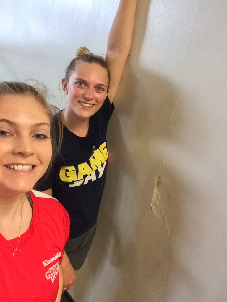 chodgkinson24's tweet photo. Some trigger point release to finish off some intervals! #letsgetit #GHStudents #GHKinIntern #tissueprep https://t.co/Or61JdI7SJ