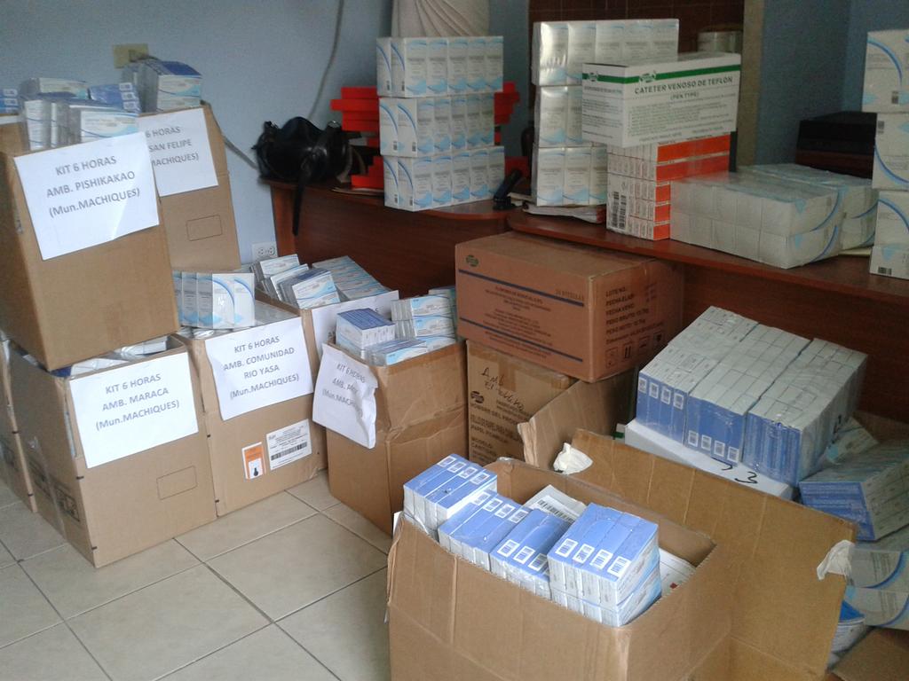redambulatoriam's tweet photo. Recibiendo MaterialMédico Quirúrgico ParaLos AmbulatoriosD Machiques y La SierraDePerija Gracias A @PanchoArias2012 https://t.co/XjD2WMvkwW
