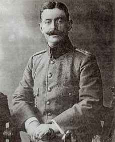 O Çanakkale kahramanı ama ismi yazılmaz
Albay Halil Sami Seddülbahir'de olmazları oldurdu
27. Alayı Arıburnu'na göndererek Anzak'a dur dedi.