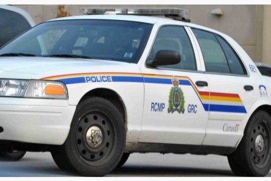 thestarhalifax's tweet photo. Taxi driver in Cole Harbour assaulted by Halifax girl who refused to pay her fare https://t.co/4ICYiG4EJt https://t.co/G0fY1ZFSpU