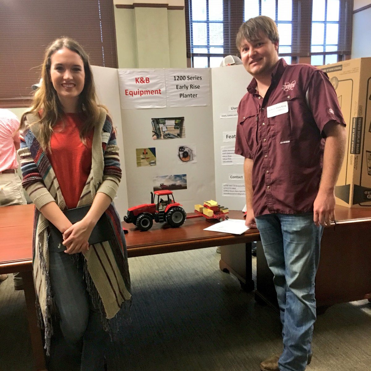 HumanSciences's tweet photo. Training professionals in AIS 3333 Presentations at a mock trade show! Students learned how to market their own products &amp; services. https://t.co/27LfR2Bypg