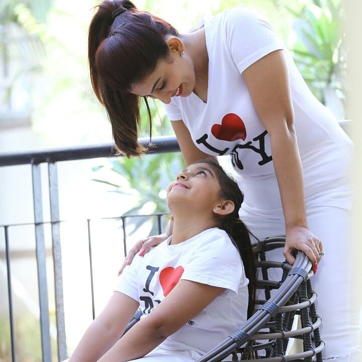 ShendePoonam's tweet photo. #happywonensday #love #bond #photoshoot #celebrate #motherhood 
#bestfeeling https://t.co/EBe7NpY6a5