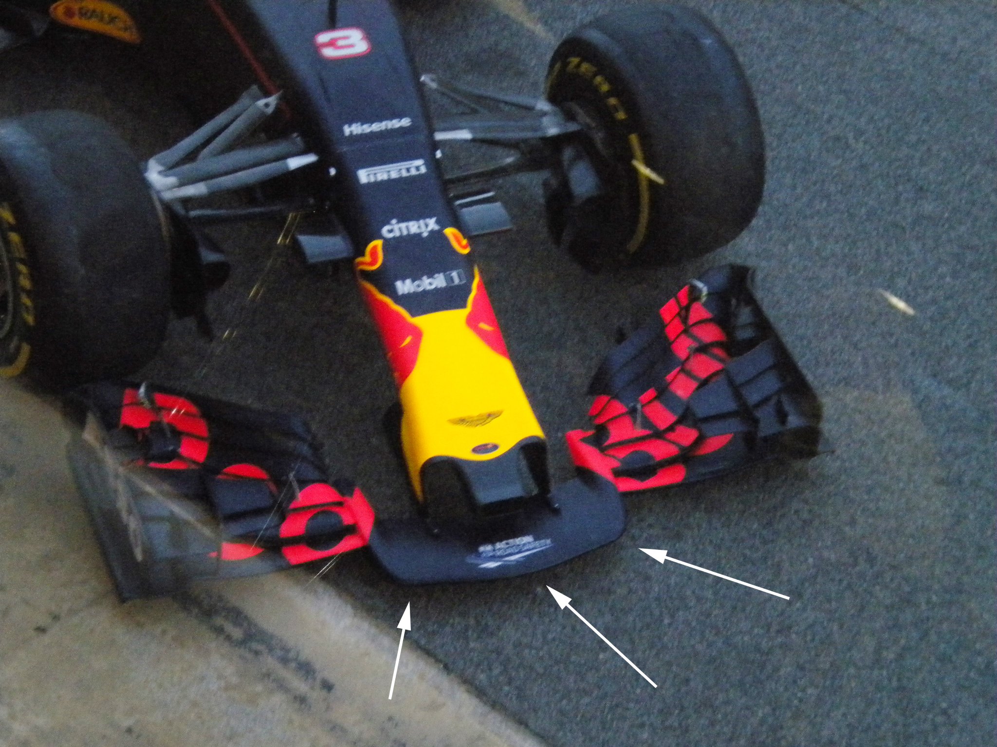 C6VlCGOWAAI4L_7.jpg:large