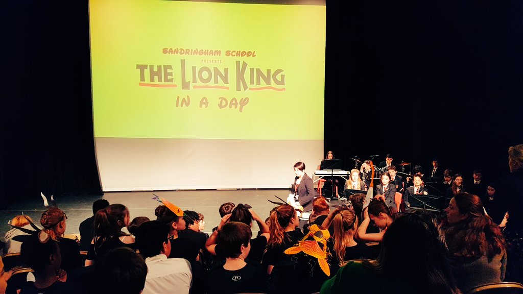 markallday2's tweet photo. After a busy day it was great seeing @SandClassof2015 performing #LionKing for our "musical in a day" ELD! @SandringhamSch1 @SandPitTheatre https://t.co/rkX712StHN