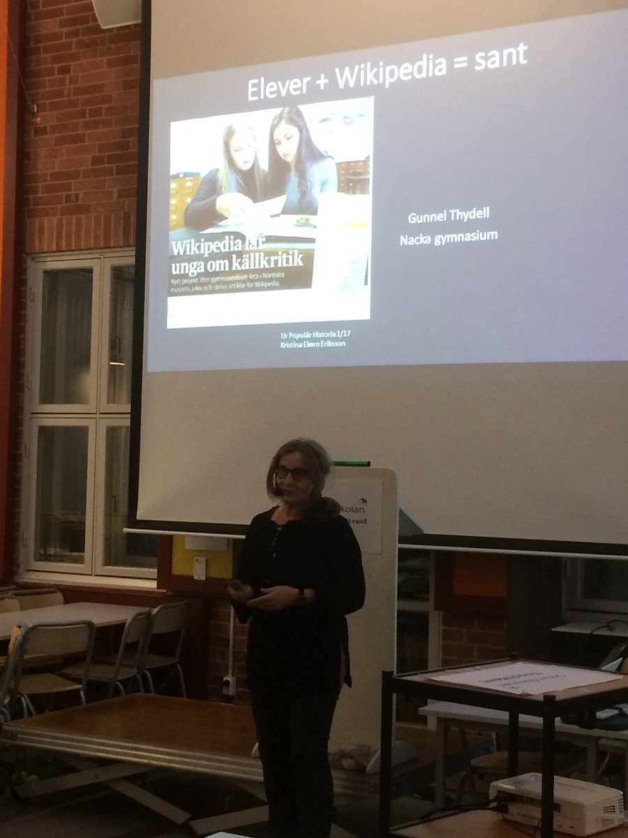 isorrosi's tweet photo. @GunnelThydell om Wikipedia och källkritik i undervisningen #teachmeetstrand https://t.co/Sny4Kw7IpV
