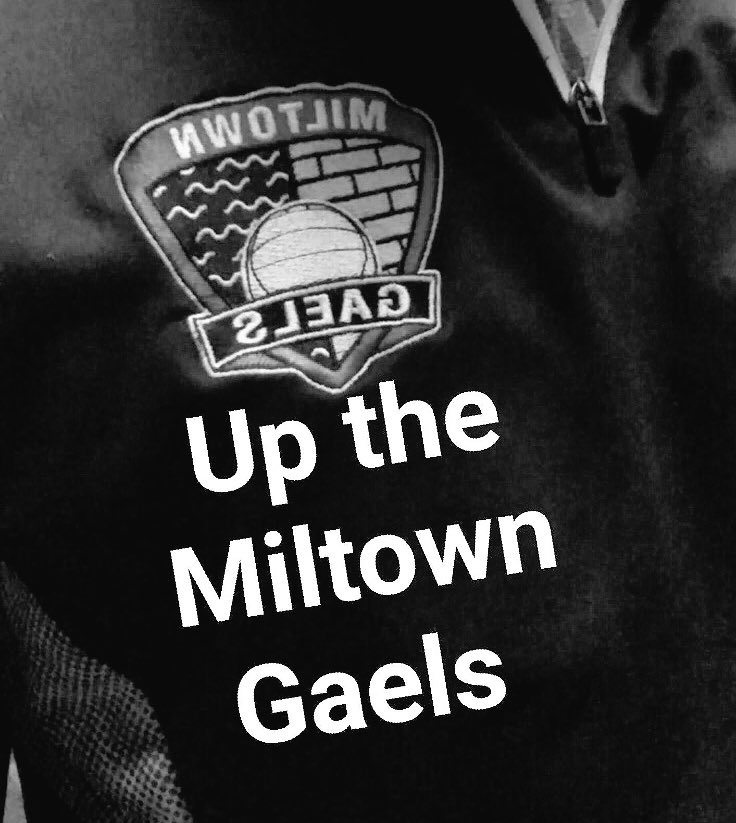 MiltownGaels's tweet photo. What will you be doing Friday? We will be training, and you should join us! 8:30-9:30 @Uihlein Soccer Park! #GAA #GaelicFootball #Milwaukee https://t.co/LitTg47NYN