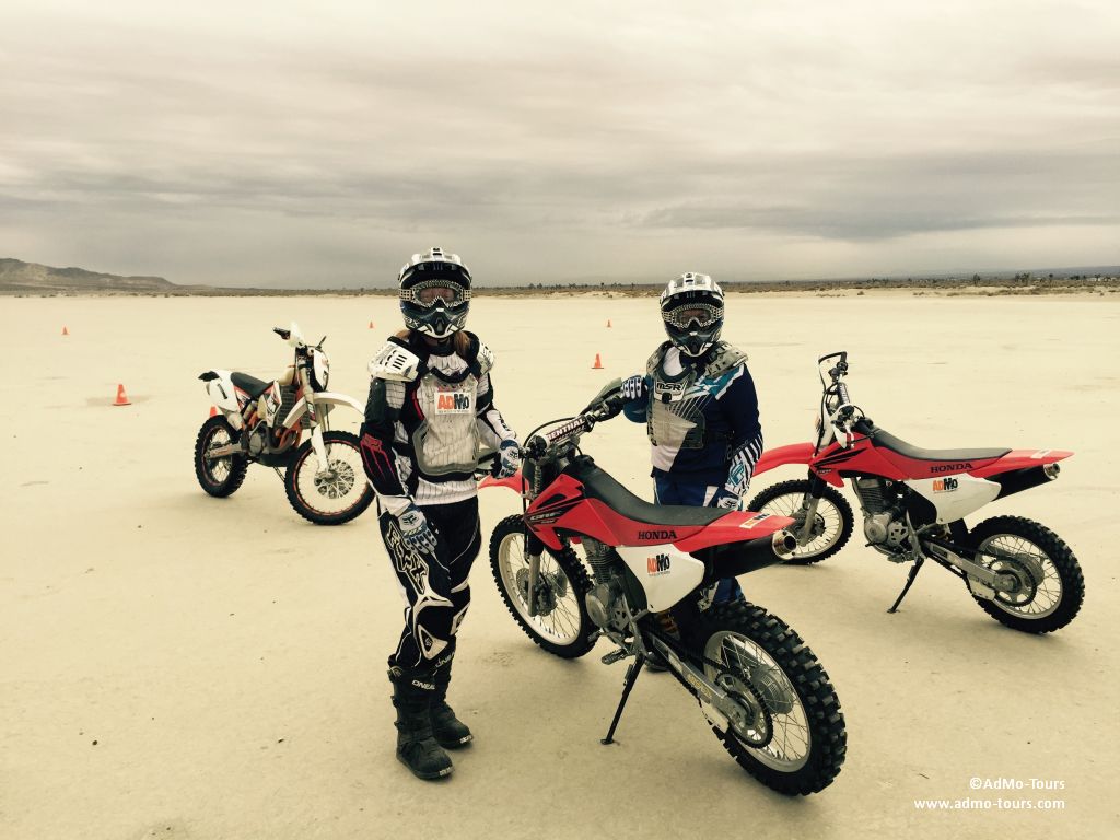 AdMoTours's tweet image. When you are in the LA or Las Vegas area, come and join us for our dirt bike training. Beginners to advanced - you can always improve.
