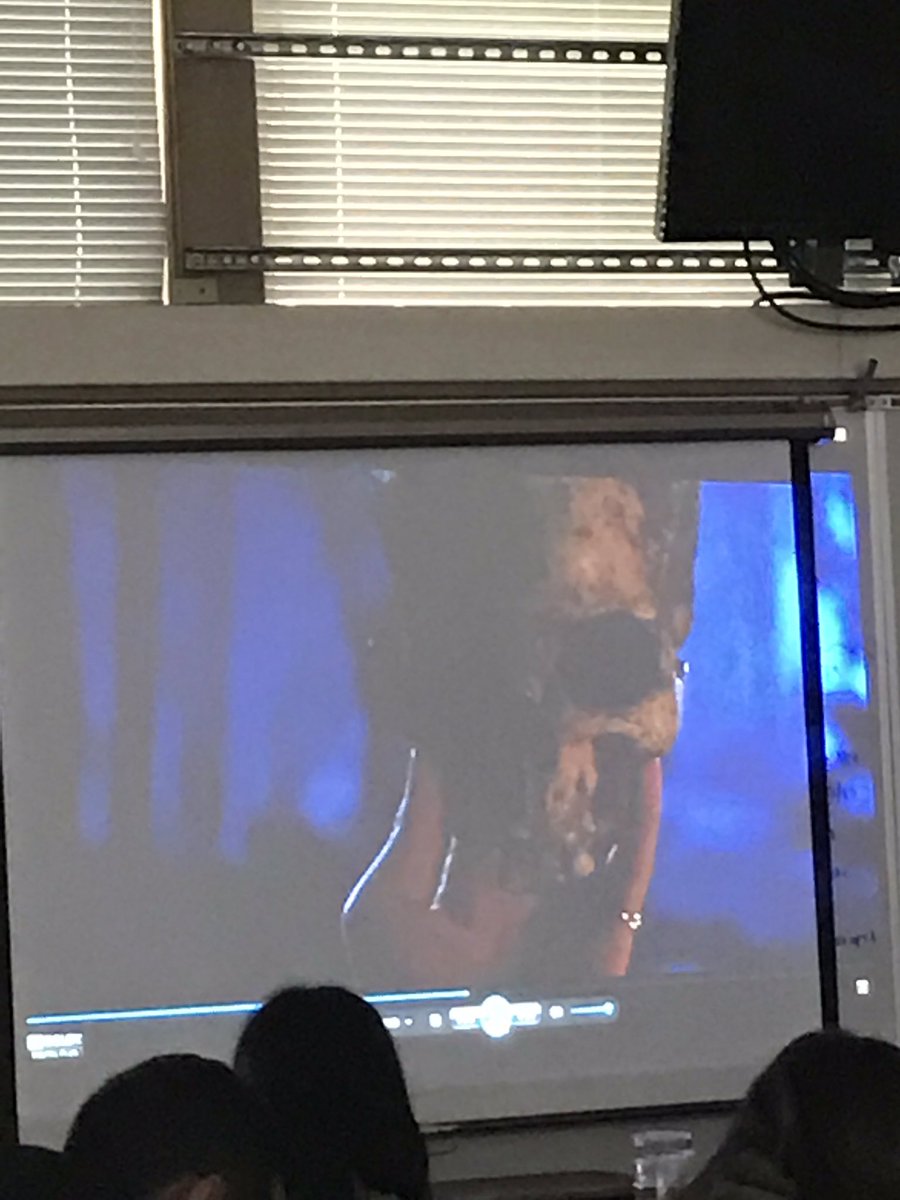HAMiAM25's tweet photo. Looks just like Yorick 😔💔 https://t.co/b9iOSvbcbr
