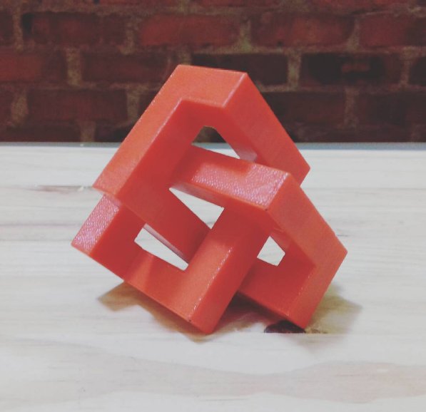 This super cool Geometric Knot by <a href="/zortrax/">Zortrax</a> creates a different shape with every view. Printed on the Zortrax M200 with Red Z-ABS #3dprinting
