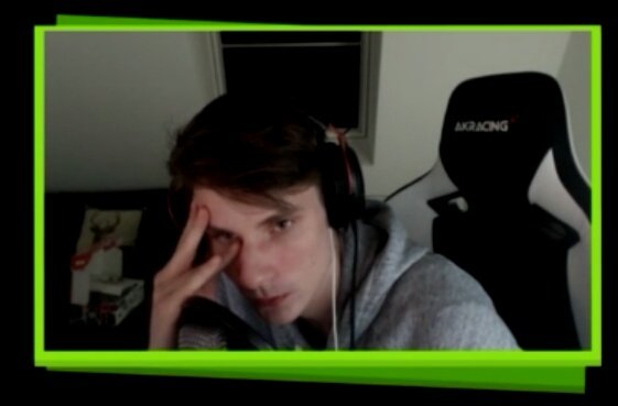 Reallyitssoph's tweet photo. Emotions lesen mit @BergmannToGo
So ließ sich der Stream ohne Ton schon leichter gucken
#bergstream https://t.co/JIUzmT6Fwf