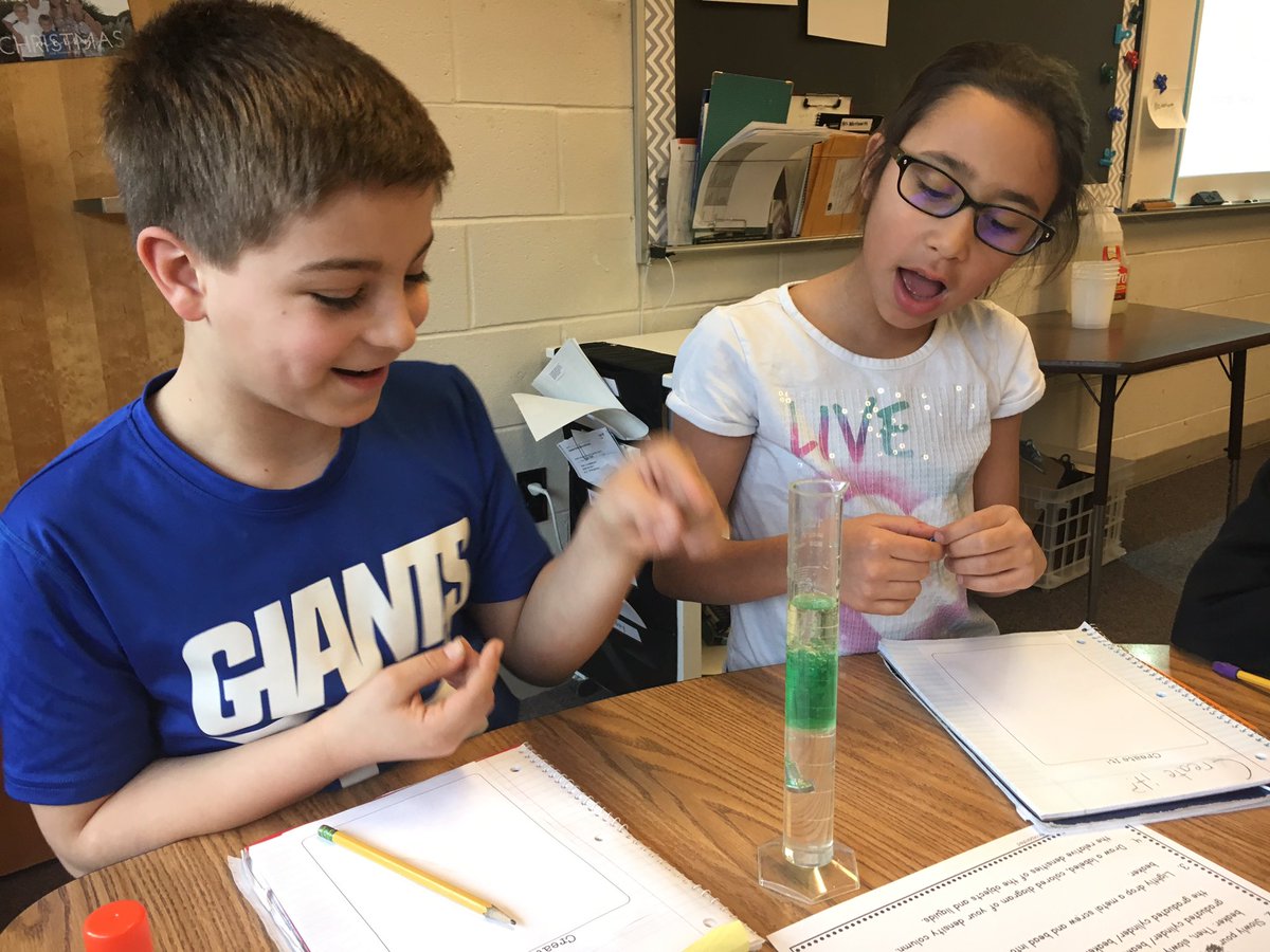 5Wclassroom's tweet image. Having fun with density #sciencerules