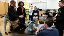 SHS_POE's tweet photo. Designing, Building, and testing programmable material sorters #shsLearn #sasCompass #poe https://t.co/p3IwGC4BYj