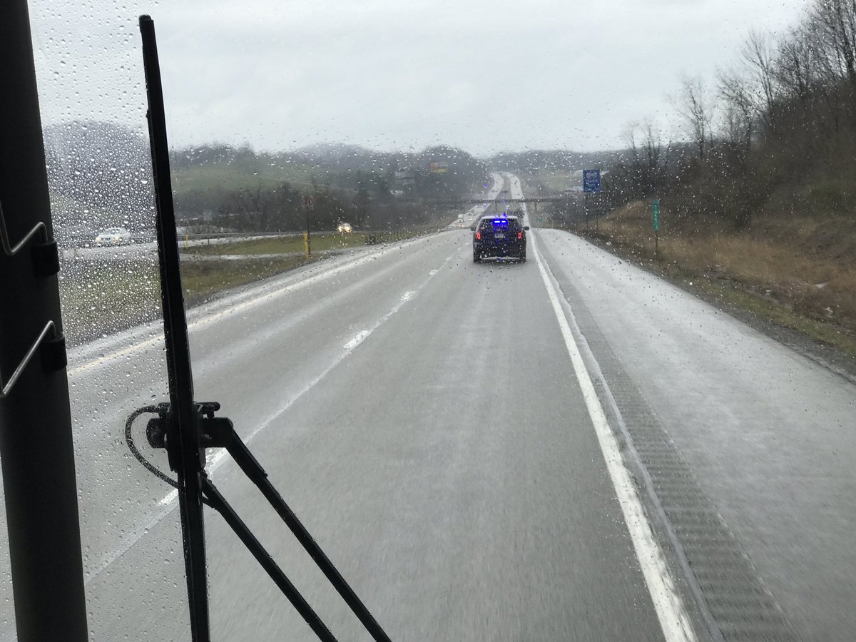 WVUWBB's tweet image. Thank you to the @WVStatePolice for the escort back to Morgantown!
