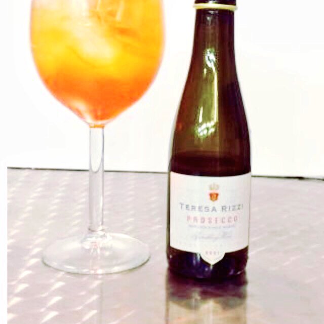 CollegeArmsJDW's tweet photo. Tomorrow night come and try our new Menu and cocktails. These three are on offer 2 for £8 🍹🍸
Aperlo Spritz, Espresoo Martini and Margarita https://t.co/eHS2d0FyqM