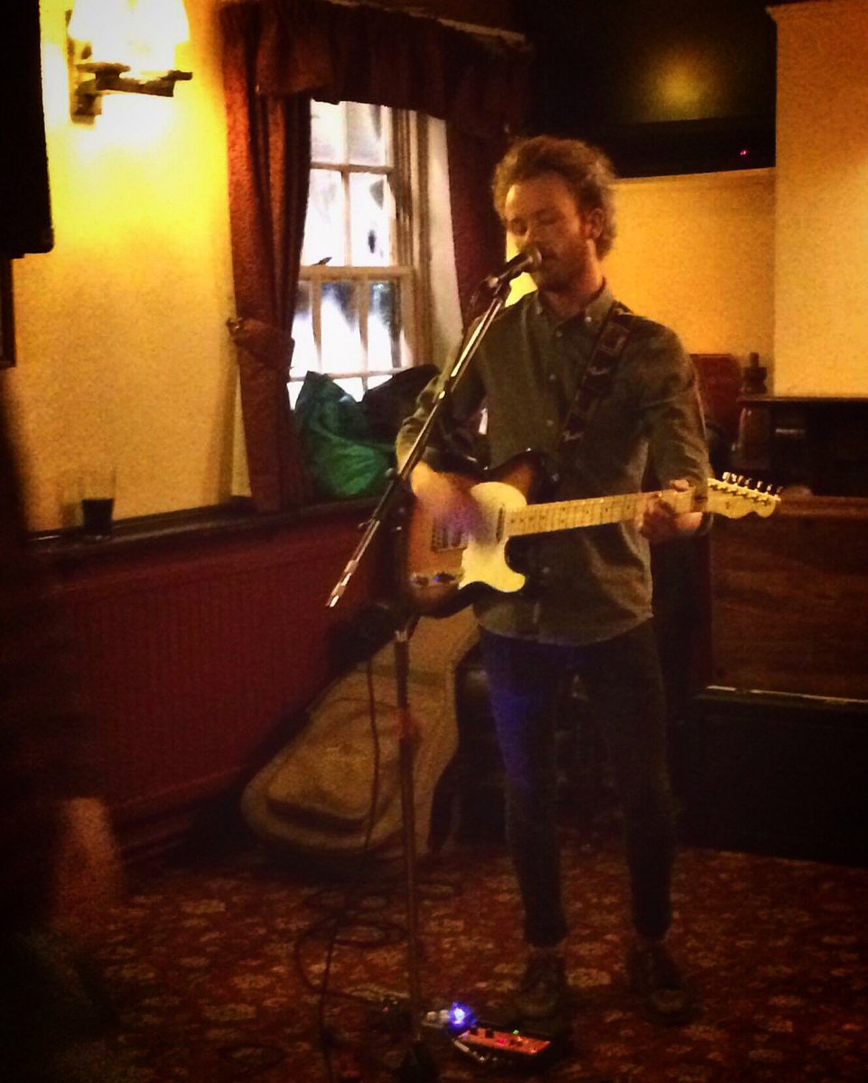 I played a gig last night at Chequers in Billericay! #singersongwriter #live #gig