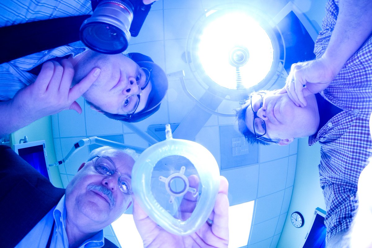 huthphoto's tweet photo. Test &amp; final image from @DukeU_NrsngSchl mag shoot in their AMAZING sim OR
#Duke #Nursing #BehindtheScenes #Durham #Duke360 #PictureDURM https://t.co/wcZRnrS1Cj
