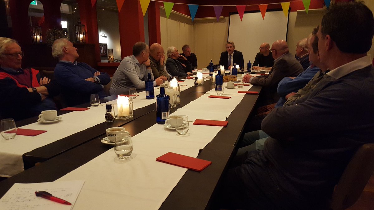 Meeting van de club met als hoofdthema de Kindermarkt 2017 op 27 april as #vrijmarkt #centjesverdienen #goededoelen