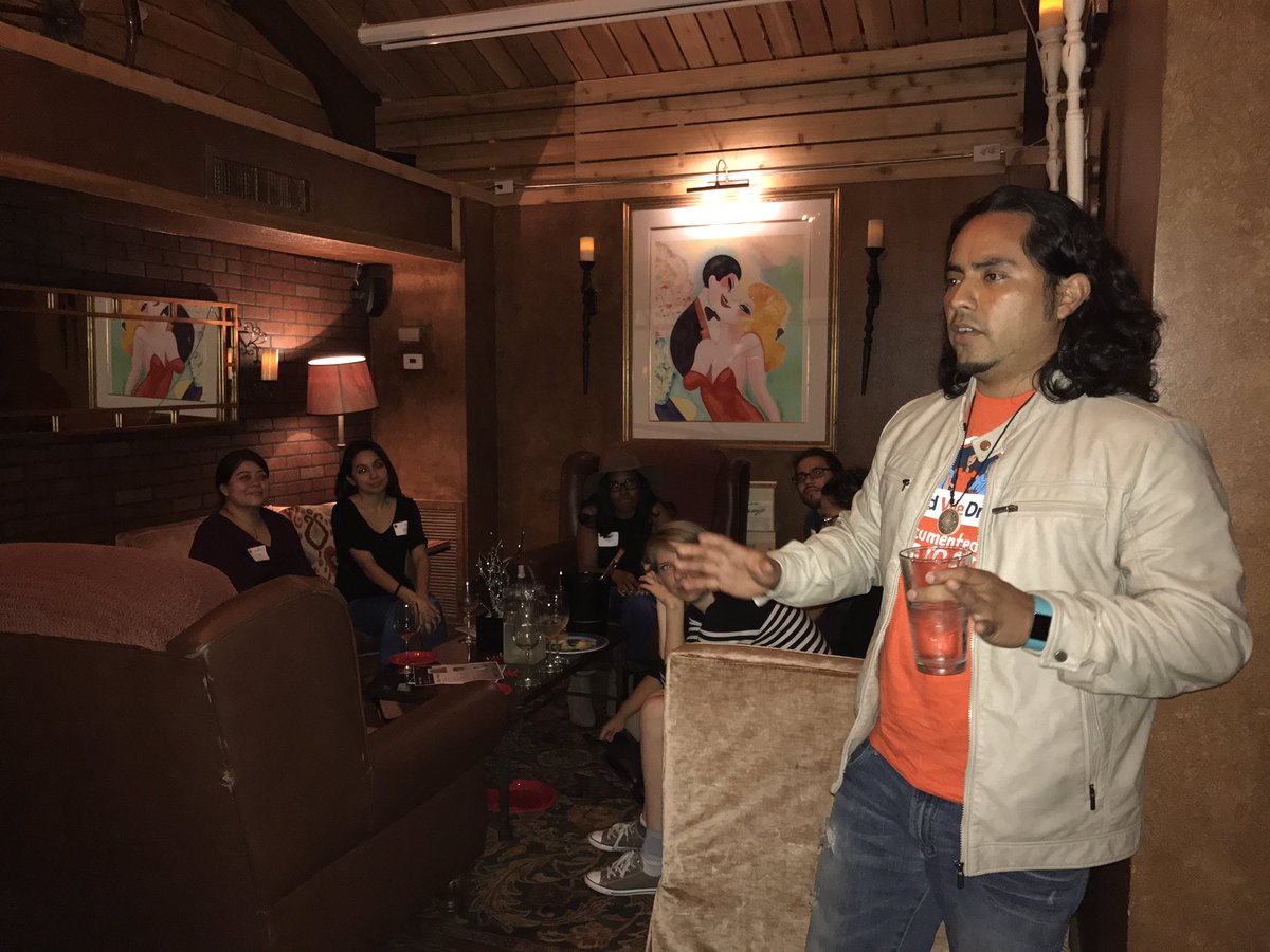 Happy to spotlight <a href="/UNITEDWEDREAM/">United We Dream 🍊</a> tonight &amp; the great work they are doing with our DACA &amp; immigrant students &amp; families. #makeadifference