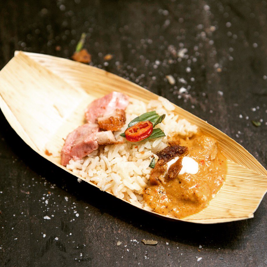 KingColeDucks's tweet photo. Congrats to @HawkerBar for taking Judge's Choice w/ Chef Alec's #KingColeDuck red curry in the first-ever #KCDuckBattle @thedrakehotel! https://t.co/Ulj6vkV8qB